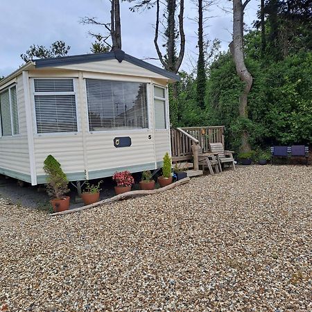 Amroth Bay Holiday Caravan Llanteg Exterior foto