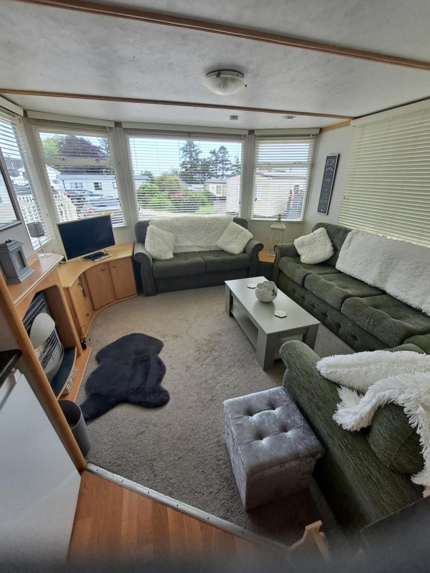 Amroth Bay Holiday Caravan Llanteg Exterior foto