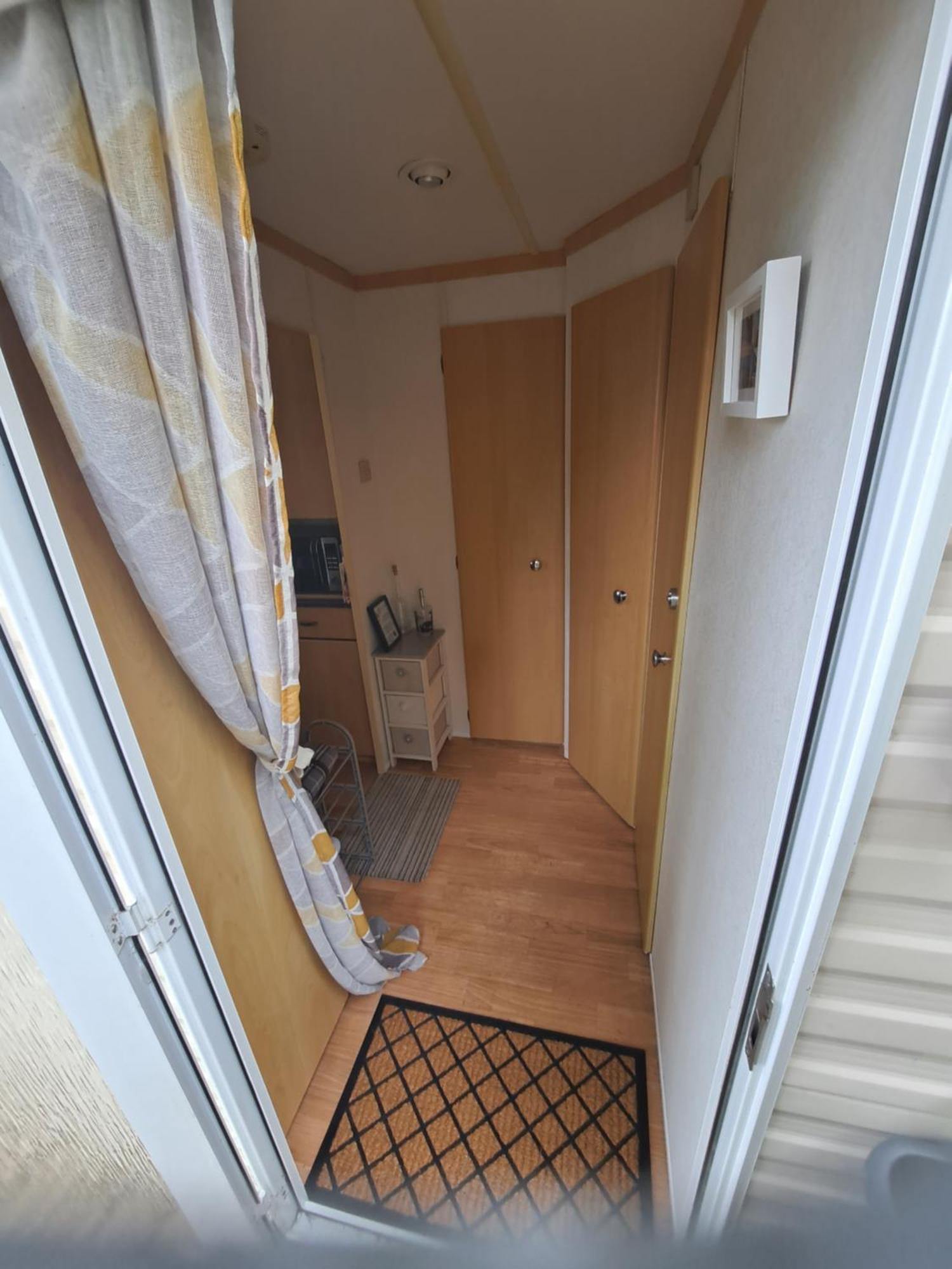 Amroth Bay Holiday Caravan Llanteg Exterior foto