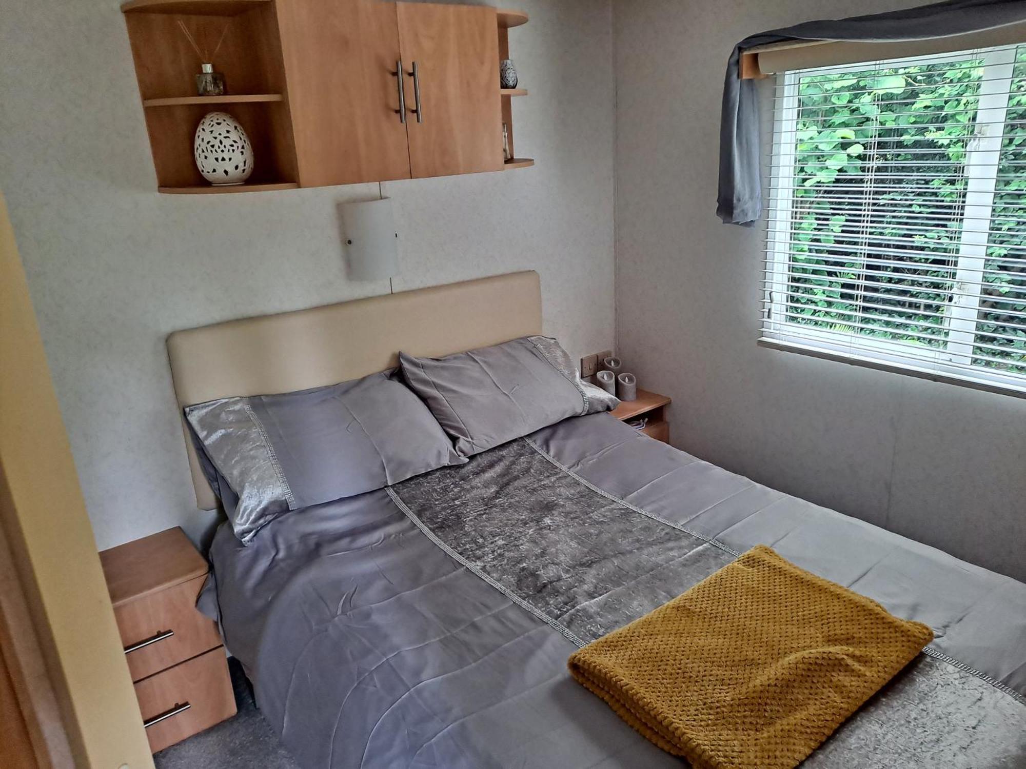 Amroth Bay Holiday Caravan Llanteg Exterior foto